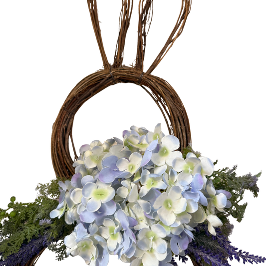 Corona de Pascua Rústica en Forma de Conejo – Vid Natural, Hortensias Azules y Lavanda