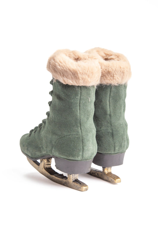 Par de Patines de Hielo Decorativos en Terciopelo Verde Salvia
