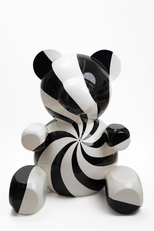 Figura Decorativa de Oso Gigante en Blanco y Negro Estilo Caramelo